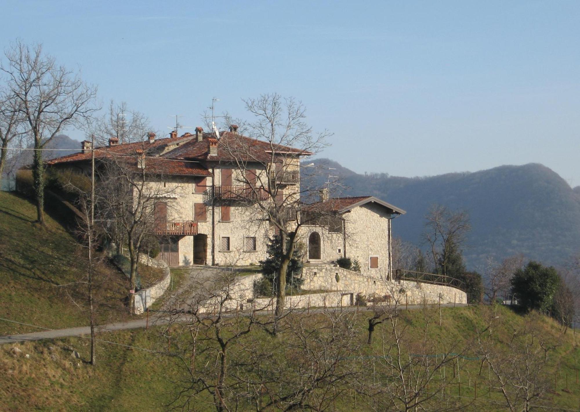 Ca' Baetti L'Antica Corte Roncola Exterior photo